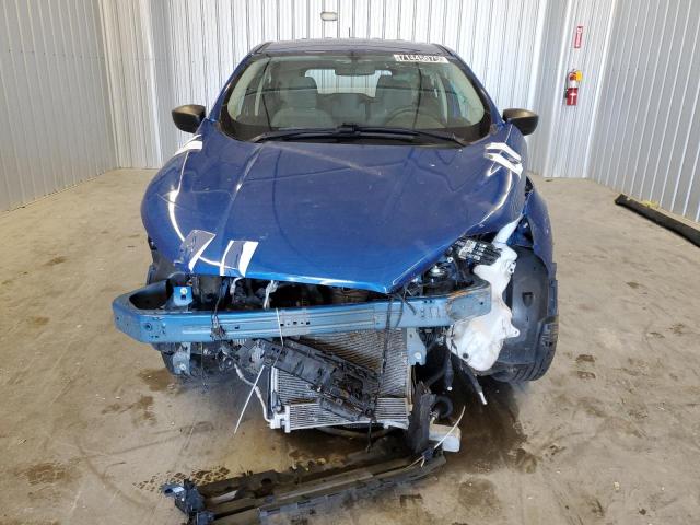 MAJ3P1RE0JC220760 - 2018 FORD ECOSPORT S BLUE photo 5