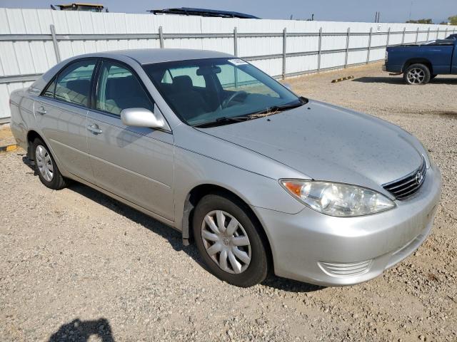 4T1BE32K06U154585 - 2006 TOYOTA CAMRY LE SILVER photo 4