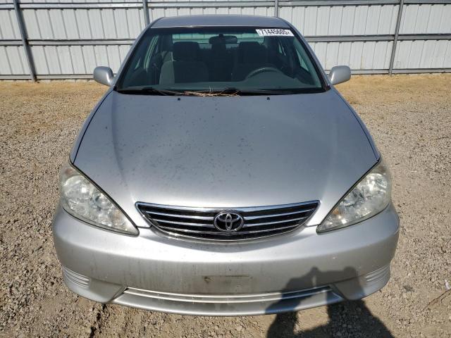 4T1BE32K06U154585 - 2006 TOYOTA CAMRY LE SILVER photo 5
