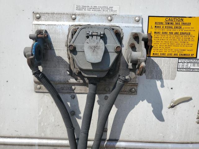 1UYVS25338G470414 - 2008 UTILITY VS2DX WHITE photo 8