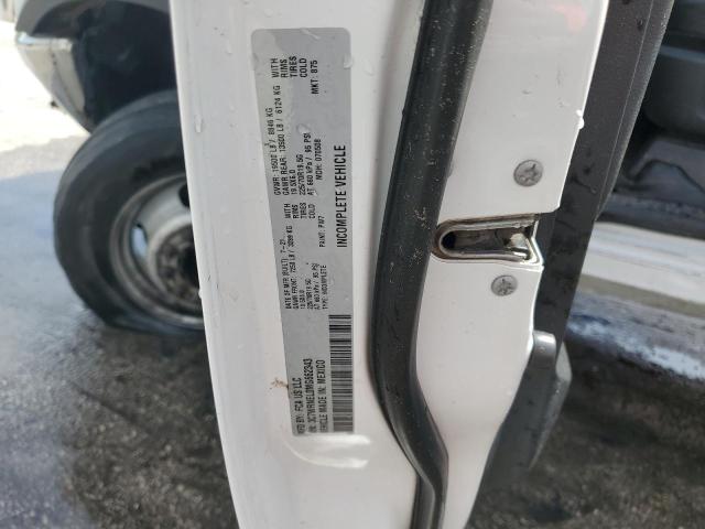 3C7WRNEL0MG662343 - 2021 RAM 5500 Սպիտակ լուսանկար 14