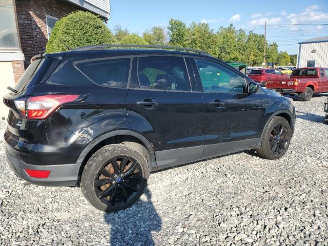 1FMCU9GDXHUD55661 - 2017 FORD ESCAPE SE 黑色 照片 3