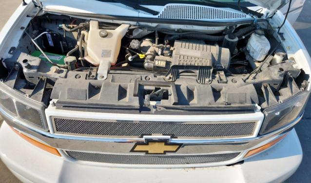 1GAZGPFG0K1264129 - 2019 CHEVROLET EXPRESS G3 LT Ақ фото 12