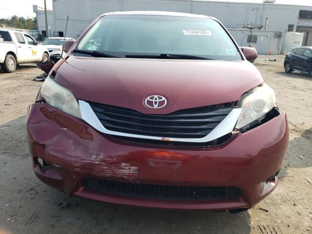 5TDKK3DC8DS355607 - 2013 TOYOTA SIENNA LE 红色 照片 5