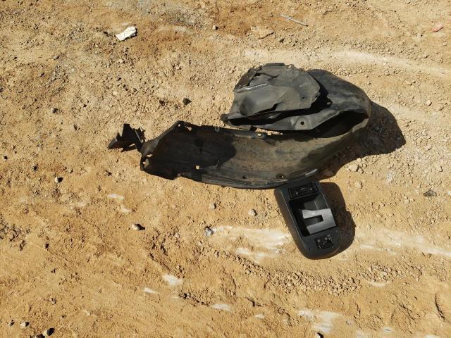 2T1KU4EE8AC451256 - 2010 TOYOTA MATRIX 银色 照片 12