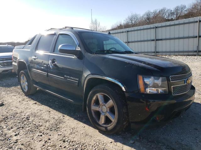 3GNTKFE35BG294224 - 2011 CHEVROLET AVALANCHE LT BLACK photo 4