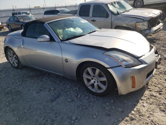 JN1AZ36A54T014205 - 2004 NISSAN 350Z ROADSTER SILVER photo 4