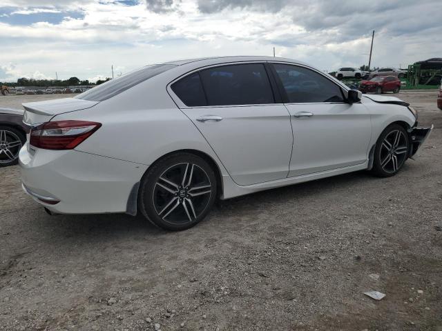 1HGCR2F57HA283019 - 2017 HONDA ACCORD SPORT თეთრი ფოტო 3