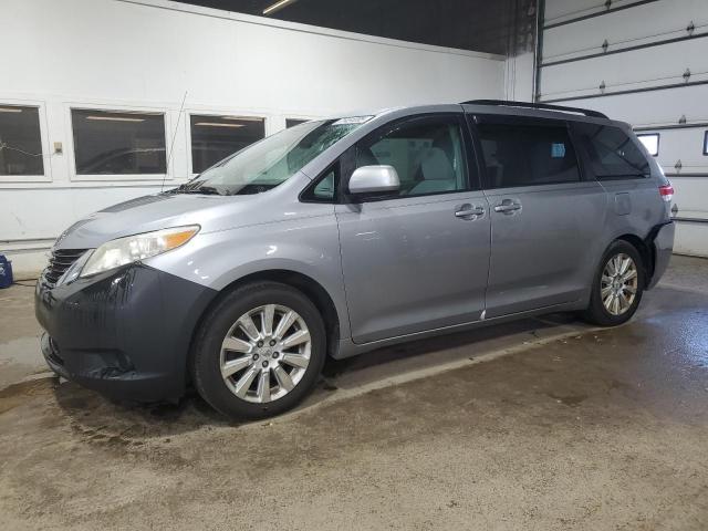 2012 TOYOTA SIENNA LE, 