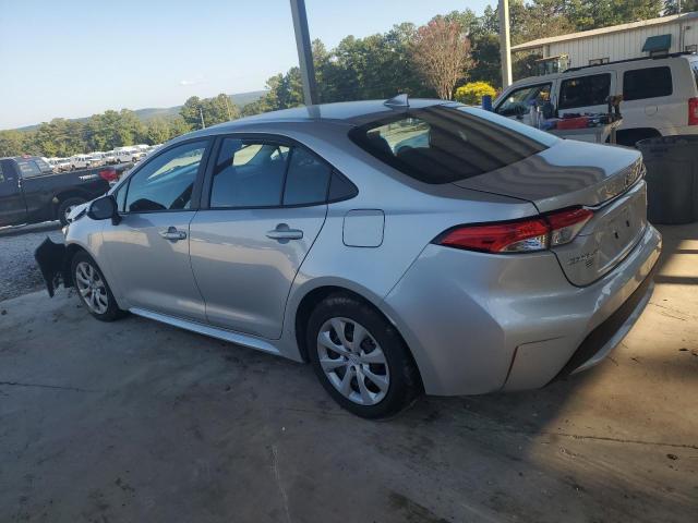 5YFEPMAE3NP333423 - 2022 TOYOTA COROLLA LE 银色 照片 2