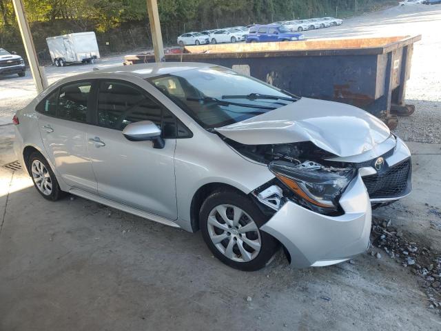 5YFEPMAE3NP333423 - 2022 TOYOTA COROLLA LE 银色 照片 4