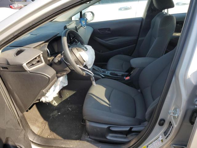 5YFEPMAE3NP333423 - 2022 TOYOTA COROLLA LE 银色 照片 7