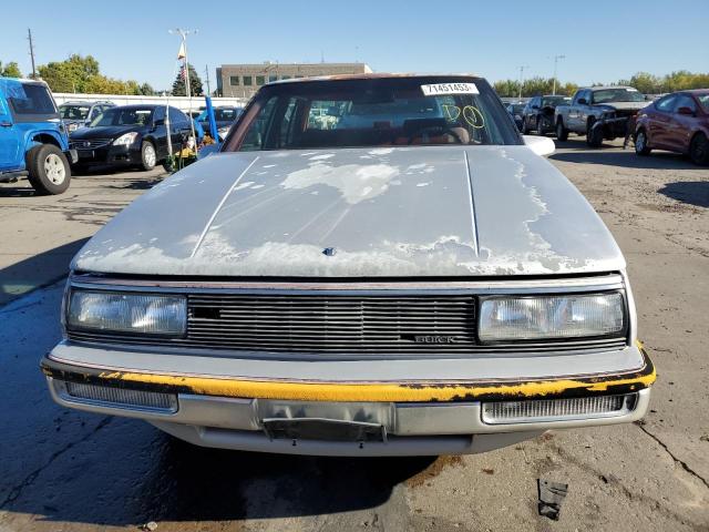 1G4HR54C2KH406825 - 1989 BUICK LESABRE LIMITED SILVER photo 5