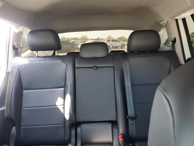 3VV3B7AX8LM168869 - 2020 VOLKSWAGEN TIGUAN SE 白色 照片 10