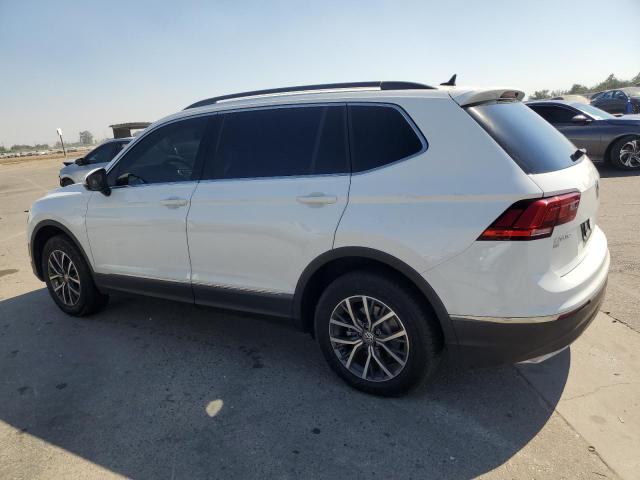 3VV3B7AX8LM168869 - 2020 VOLKSWAGEN TIGUAN SE 白色 照片 2