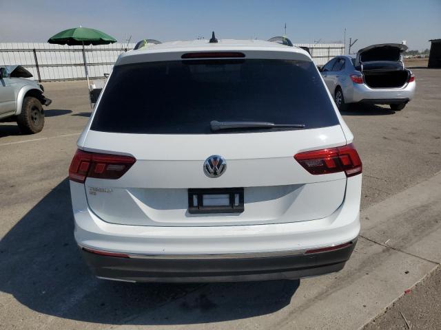 3VV3B7AX8LM168869 - 2020 VOLKSWAGEN TIGUAN SE 白色 照片 6