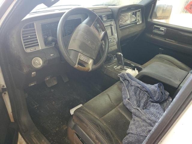 5LMJJ3H54AEJ09710 - 2010 LINCOLN NAVIGATOR L WHITE photo 8