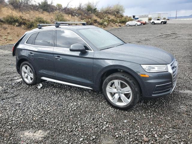 WA1ANAFY8K2075281 - 2019 AUDI Q5 PREMIUM GRAY photo 4