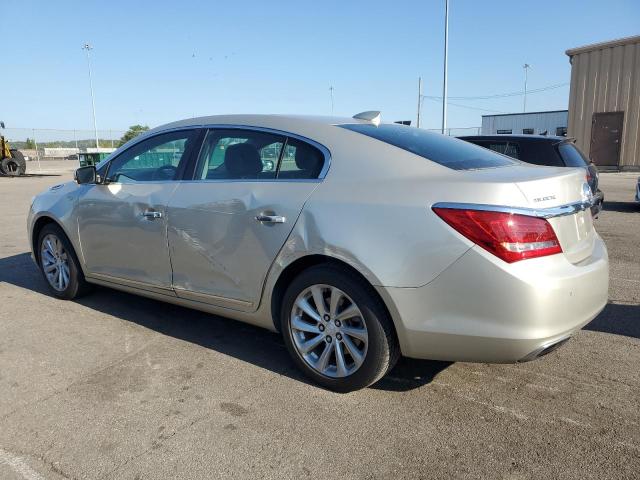 1G4GB5G32GF111013 - 2016 BUICK LACROSSE TAN photo 2