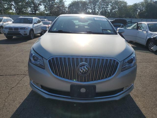 1G4GB5G32GF111013 - 2016 BUICK LACROSSE TAN photo 5