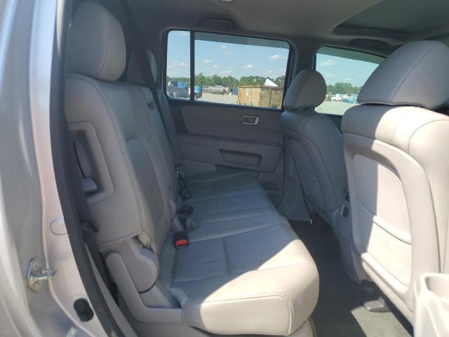 5FNYF3H5XFB013027 - 2015 HONDA PILOT EXL SILVER photo 11