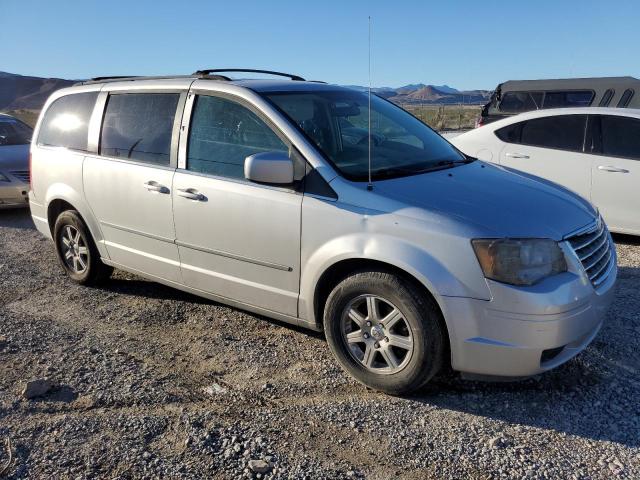 2A4RR5D12AR153400 - 2010 CHRYSLER TOWN & COU TOURING SILVER photo 4