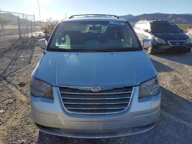 2A4RR5D12AR153400 - 2010 CHRYSLER TOWN & COU TOURING SILVER photo 5