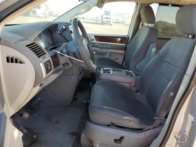 2A4RR5D12AR153400 - 2010 CHRYSLER TOWN & COU TOURING SILVER photo 7