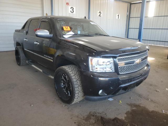 3GNVKGE09AG184330 - 2010 CHEVROLET AVALANCHE LTZ BLACK photo 4