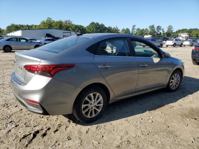 3KPC24A67NE176172 - 2022 HYUNDAI ACCENT SE SILVER photo 3