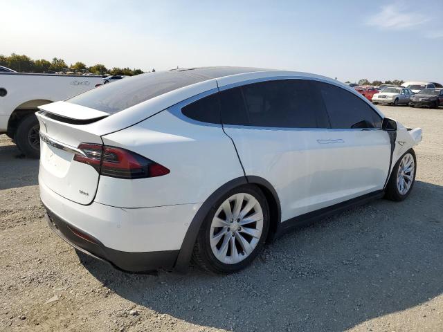 5YJXCAE26GF004023 - 2016 TESLA MODEL X 白色 照片 3