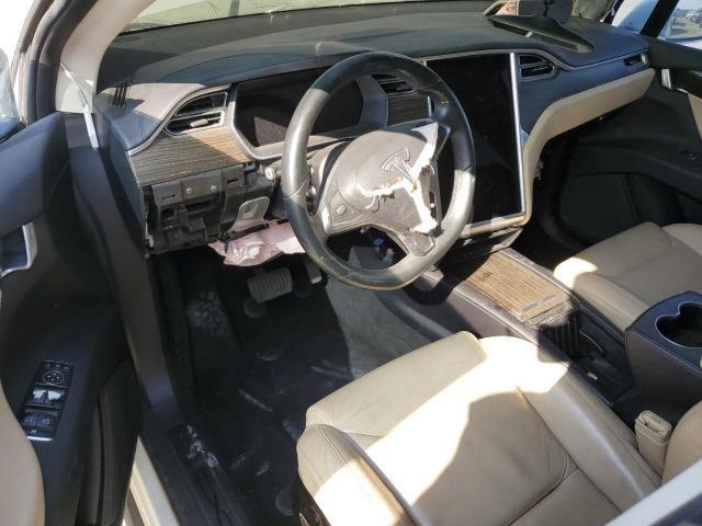 5YJXCAE26GF004023 - 2016 TESLA MODEL X 白色 照片 8