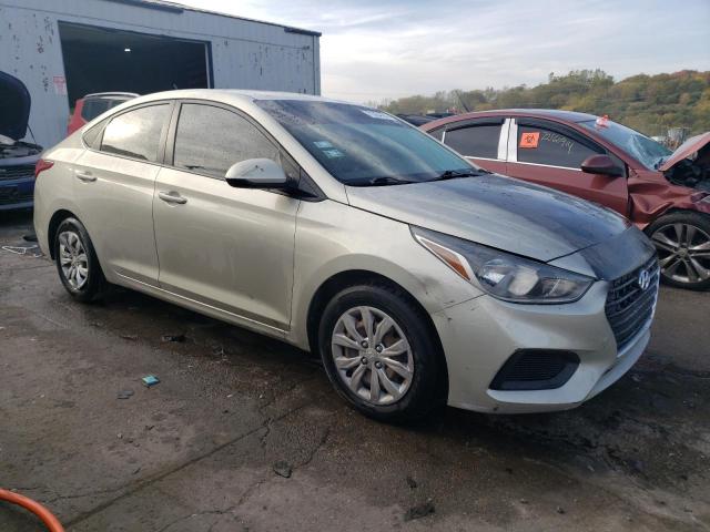 3KPC24A35JE016324 - 2018 HYUNDAI ACCENT SE GOLD photo 4