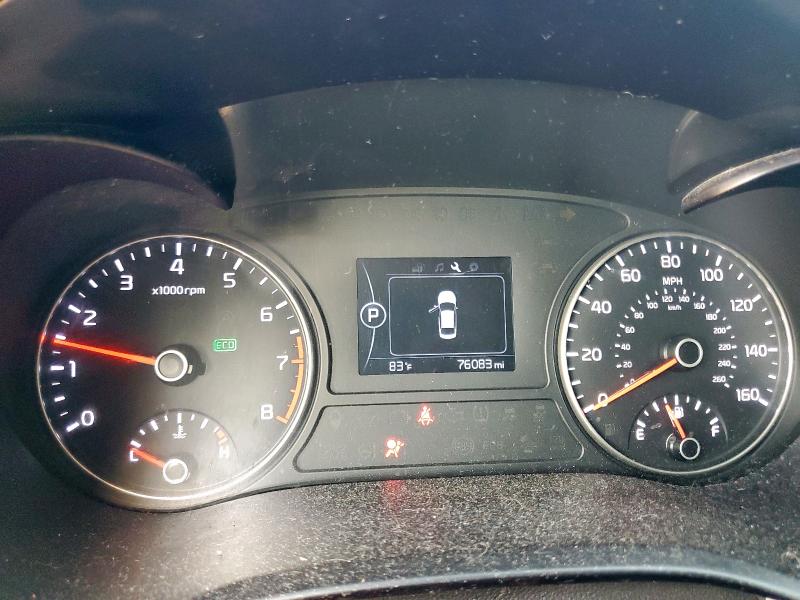 5XXGU4L3XJG182869 - 2018 KIA OPTIMA EX BLACK photo 9