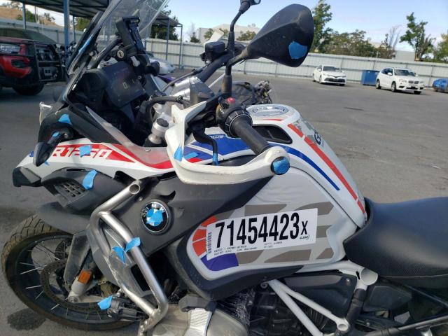 WB10M130XN6F50378 - 2022 BMW R 1250 GS ADVENTURE TWO TONE photo 9