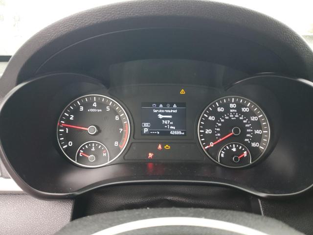 5XXGT4L33KG370234 - 2019 KIA OPTIMA LX WHITE photo 9