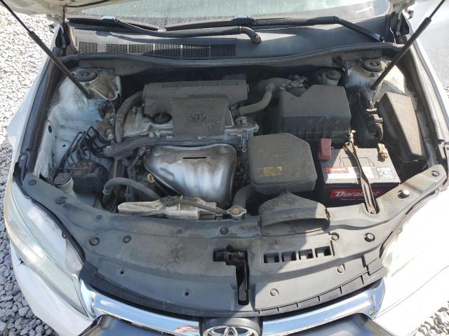 4T1BF1FK7FU945725 - 2015 TOYOTA CAMRY LE WHITE photo 11