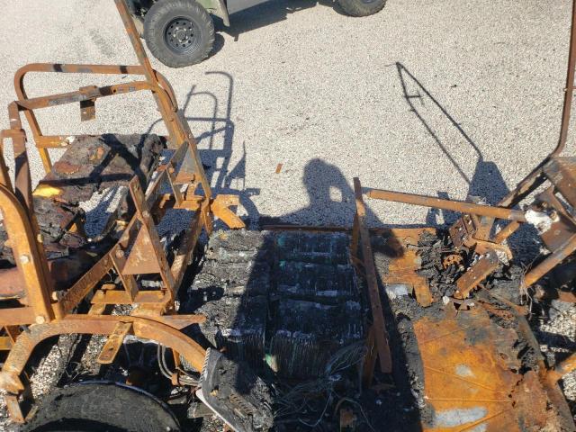 3049590 - 2015 EZGO GOLF CART BURN photo 5