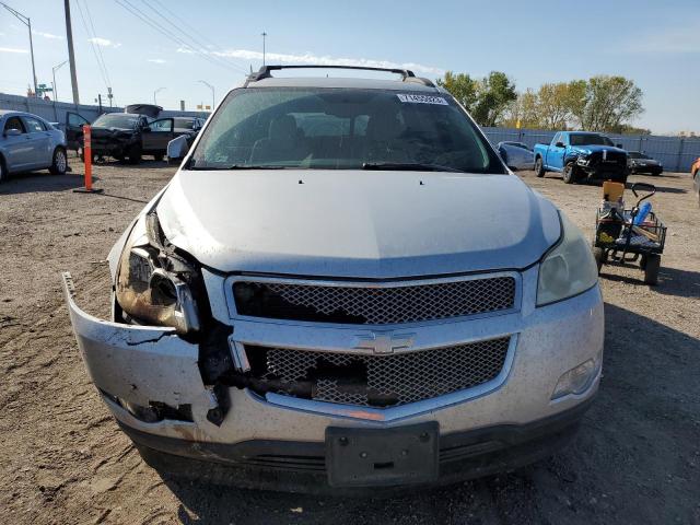 1GNKRLED5BJ111546 - 2011 CHEVROLET TRAVERSE LTZ SILVER photo 5