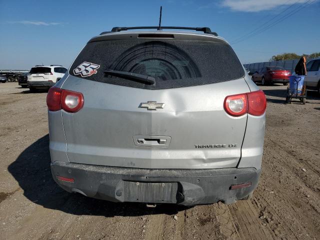 1GNKRLED5BJ111546 - 2011 CHEVROLET TRAVERSE LTZ SILVER photo 6