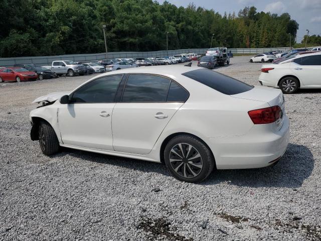 3VWD07AJ3EM379420 - 2014 VOLKSWAGEN JETTA SE WHITE photo 2