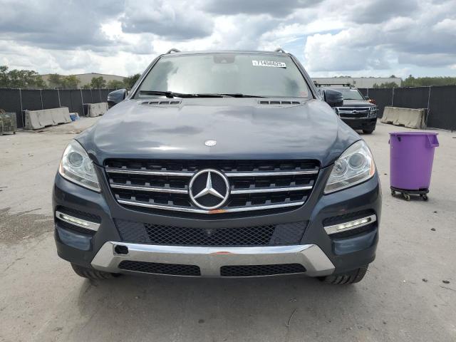 4JGDA5HB5FA503040 - 2015 MERCEDES-BENZ ML 350 4MATIC GRAY photo 5