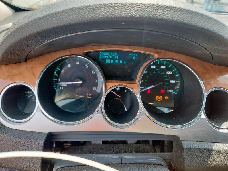 5GAER23D29J104438 - 2009 BUICK ENCLAVE CXL WHITE photo 9