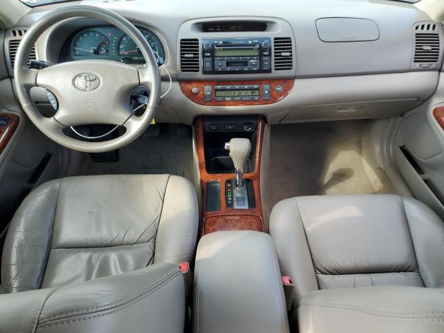 4T1BF30K52U028748 - 2002 TOYOTA CAMRY LE WHITE photo 8