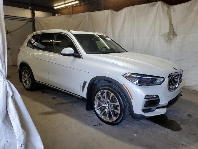 5UXTA6C03M9H96223 - 2021 BMW X5 XDRIVE45E WHITE photo 4