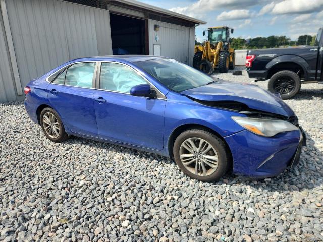 4T1BF1FK1GU587913 - 2016 TOYOTA CAMRY LE BLUE photo 4