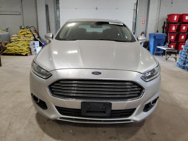 3FA6P0H9XDR333424 - 2013 FORD FUSION SE SILVER photo 5