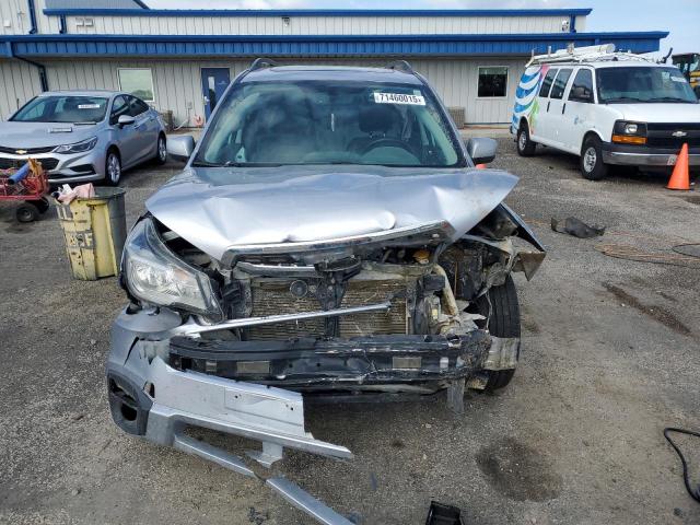 JF2SJAEC2HH494178 - 2017 SUBARU FORESTER 2.5I PREMIUM SILVER photo 5