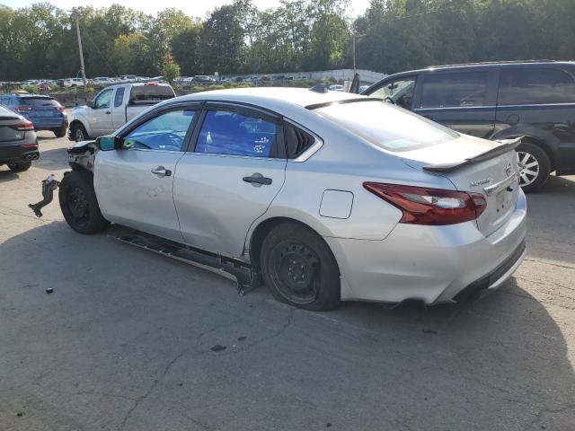 1N4AL3AP9JC161638 - 2018 NISSAN ALTIMA 2.5 银色 照片 2