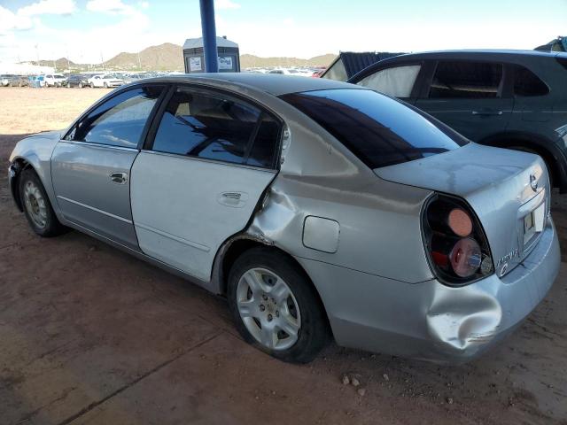 1N4AL11D32C116478 - 2002 NISSAN ALTIMA BASE SILVER photo 2